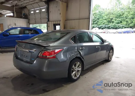 2014 Nissan Altima 2.5/S/Sv/Sl from USA, damaged, VIN 1N4AL3AP2EN257315